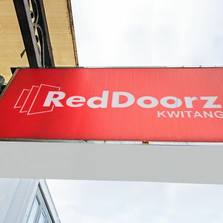 Reddoorz @ Kwitang Jacarta Exterior foto