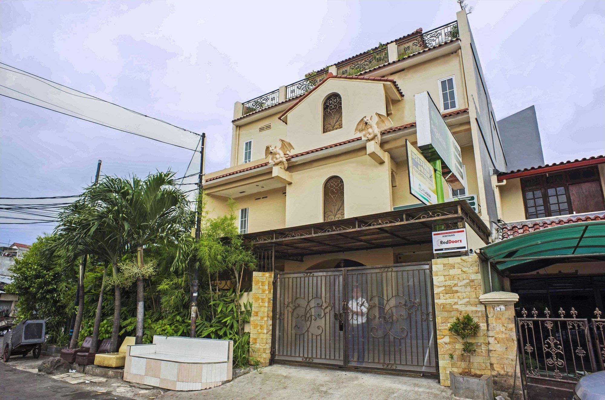 Reddoorz @ Kwitang Jacarta Exterior foto